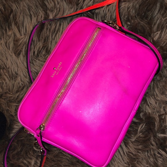 kate spade Handbags - Kate spade crossbody
